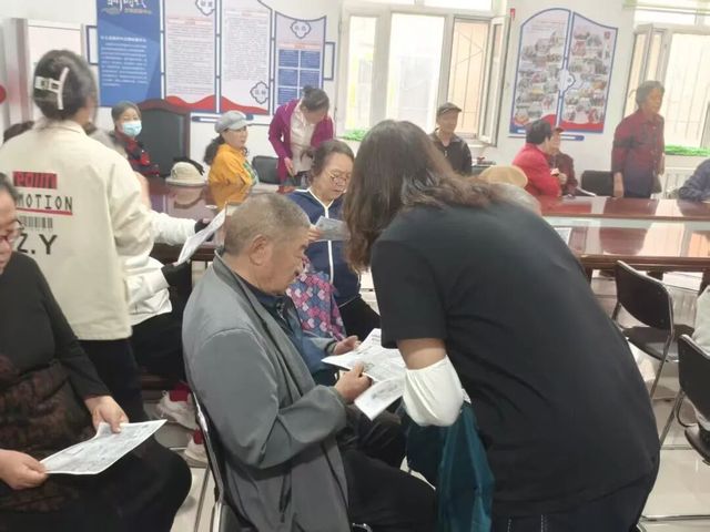 为进一步提升社区老年居民健康素养